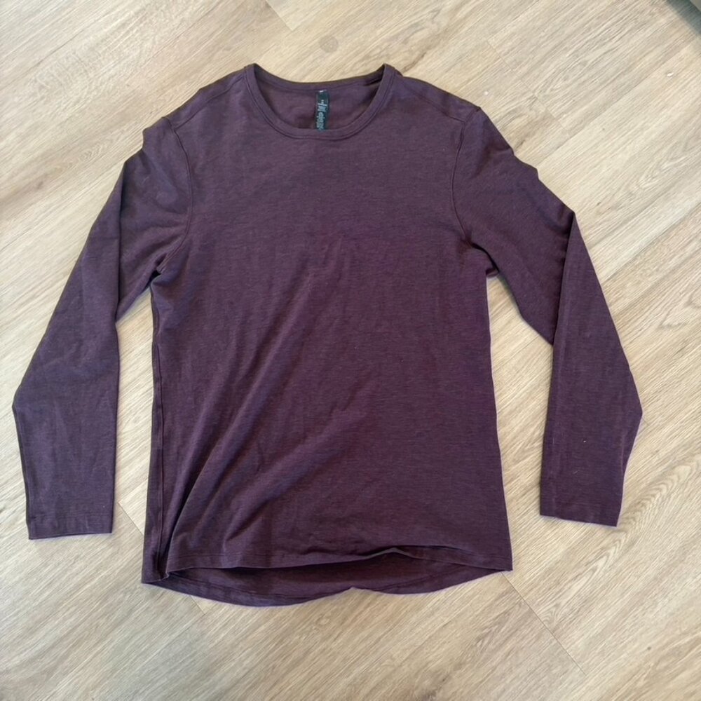 Lululemon Mens soft jersey long sleeve size medium